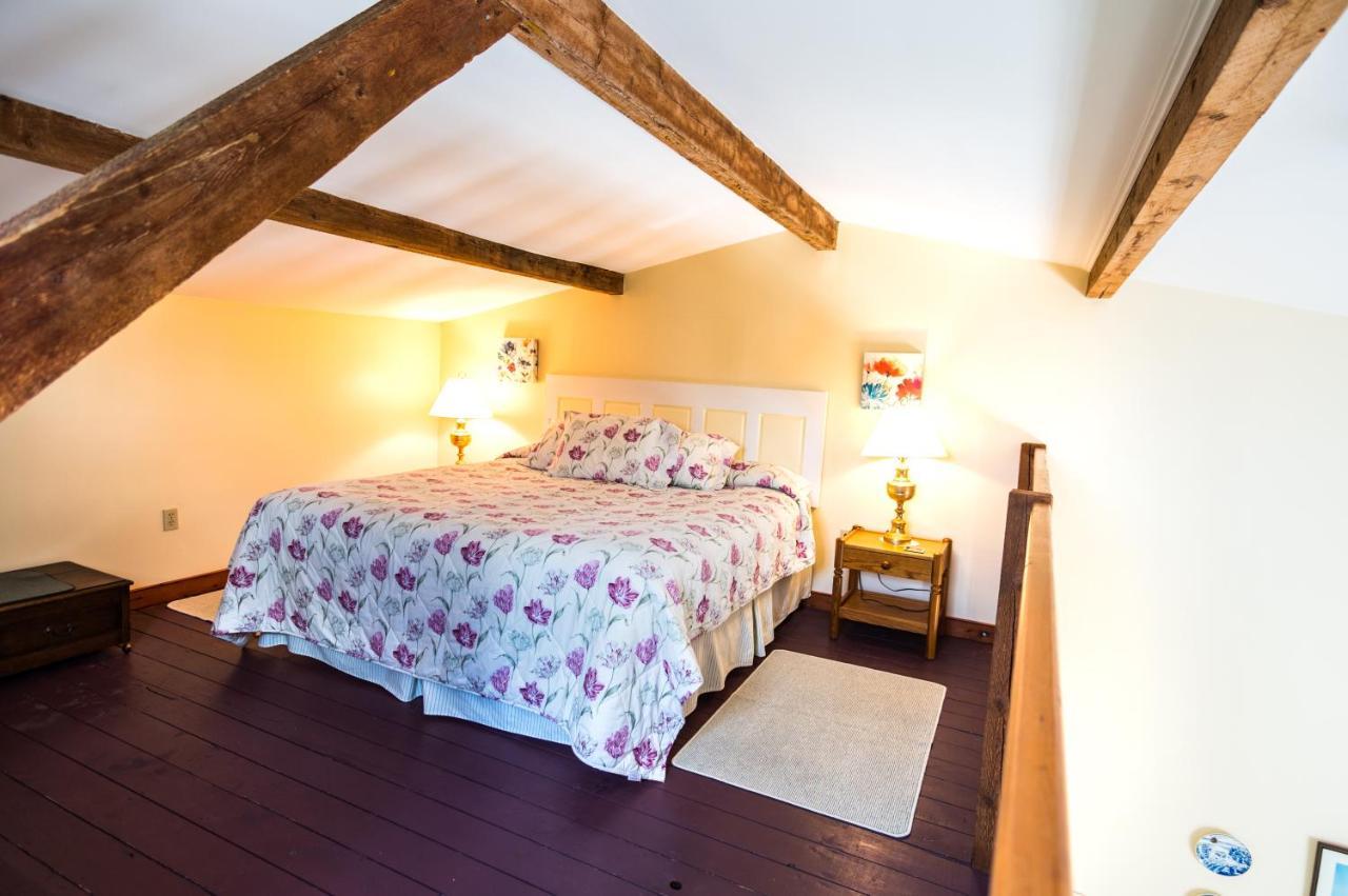 Bayview Pines Country Inn B&B 마혼베이 외부 사진