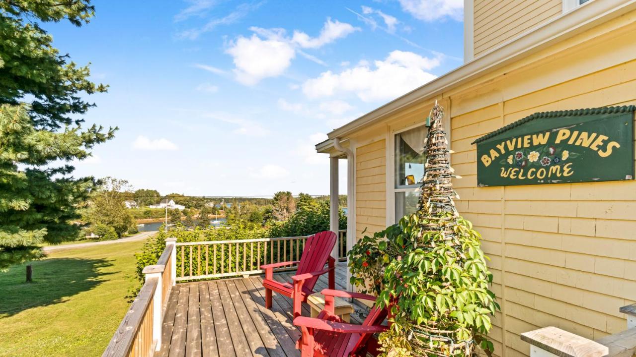 Bayview Pines Country Inn B&B 마혼베이 외부 사진