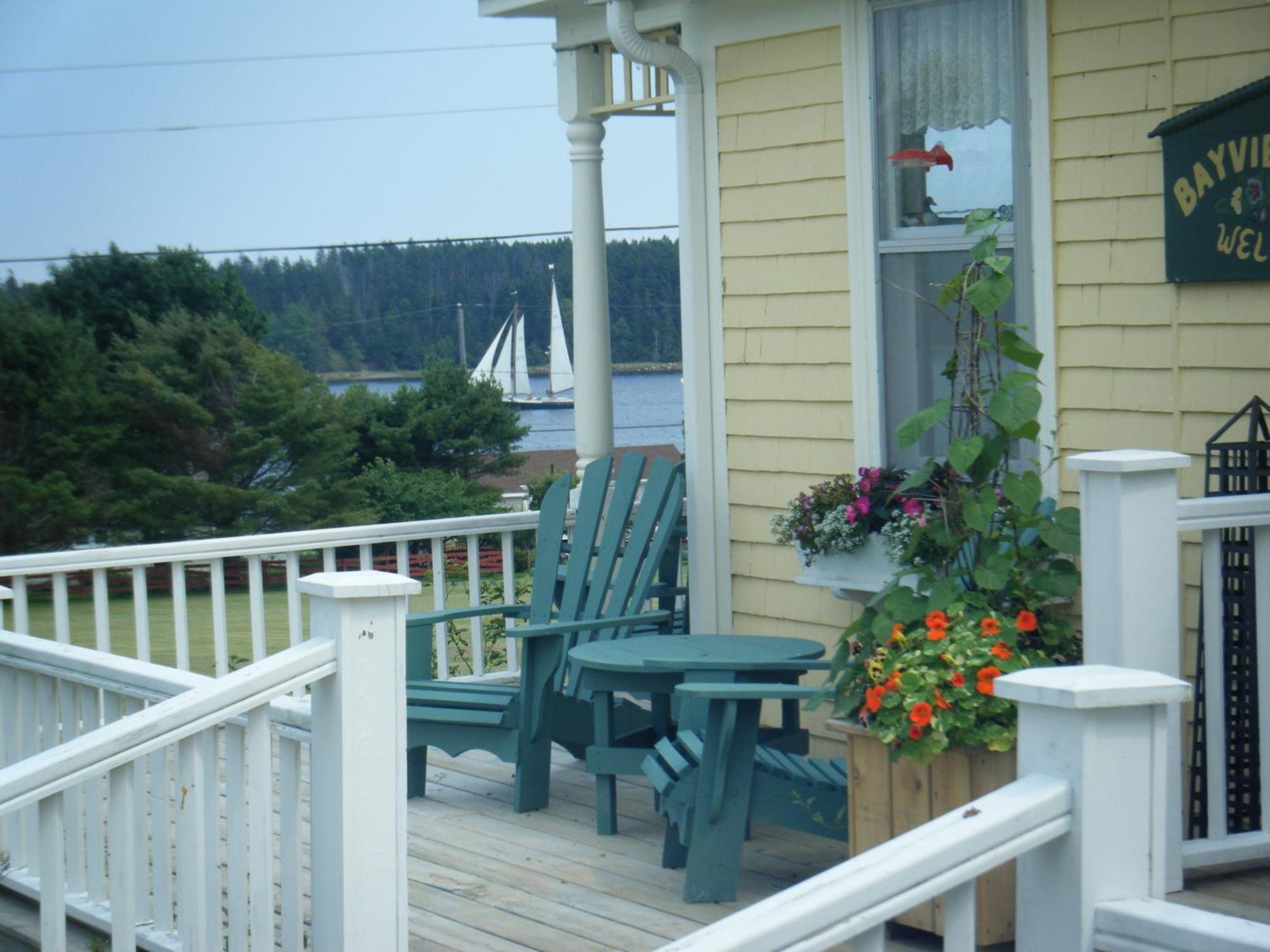 Bayview Pines Country Inn B&B 마혼베이 외부 사진